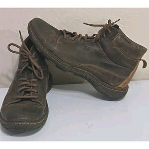 Born Nigel Mens 9.5 Brown Distressed Leather Laced Ankle Boot Rugged Hiker